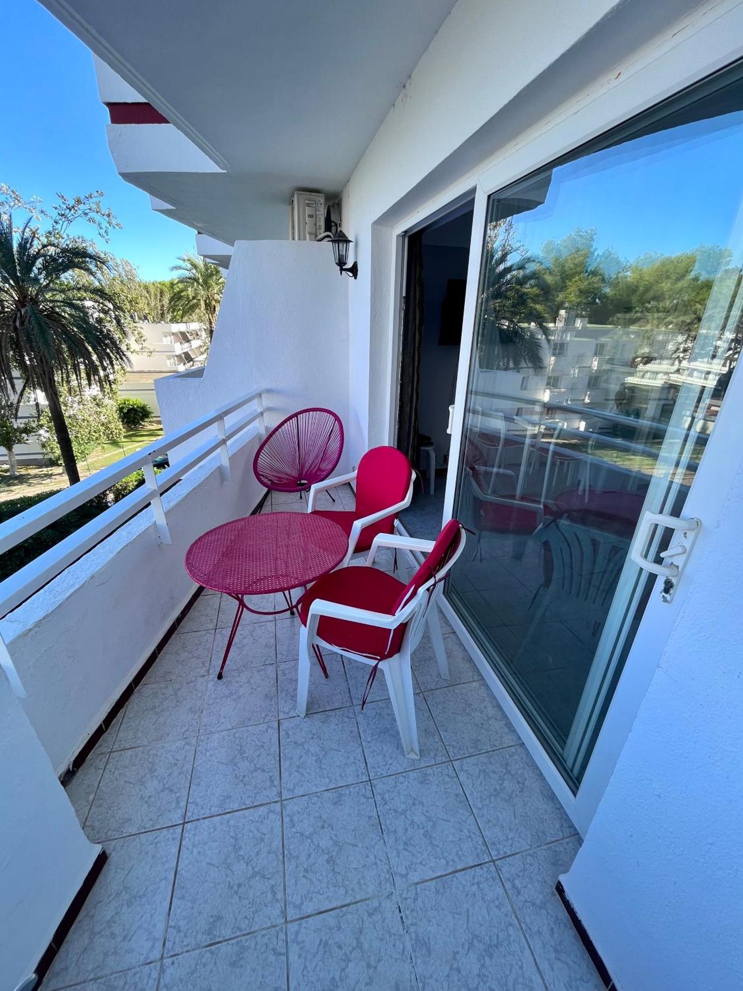 Apartamento Laura Alcúdia Eksteriør bilde
